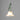 Groene lelievormige hanglamp, glazen kap, vintage stijl, interieurverlichting, decoratief.