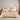 Luxe beige dekbedovertrek set, satijn, met kussenslopen, moderne slaapkamer inrichting.
