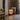 Cesta tafellamp hout en glas, modern design, sfeerverlichting woonkamer.