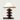 Houten tafellamp met witte kap, modern design, sfeerverlichting, interieurdecoratie.
