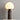 Kizu tafellamp, marmeren voet, witte kap, modern design, sfeerverlichting, interieurdecoratie.