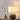 Textuur keramische tafellamp, modern design, beige lampenkap, decoratieve verlichting.