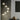 Marmeren hanglampen, modern design, wit en goud, minimalistische verlichting, interieurdecoratie.