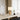 Houten tafellamp met witte kap op moderne tafel, Scandinavisch design, woonkamerdecor.