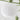Witte glazen plafondlamp met groene armatuur, moderne verlichting, interieurdecoratie.