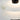Alabaster tafellamp, modern design, wit, sfeerverlichting, interieurdecoratie.