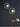 Twee glazen hanglampen met ronde gloeilampen, modern design, transparant glas, minimalistisch.