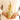 Gouden ananas decoratie, Scandinavisch design, luxe woonaccessoire, hars, woonkamer, tafel.