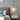 Hanglamp slaapkamer, modern design, grijs en wit, sfeerverlichting, minimalistisch interieur.
