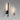 Twee moderne wandlampen, zwart en wit, minimalistisch design, LED-verlichting, interieurverlichting.