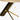 Zwarte tafellamp met gouden details, moderne designverlichting, interieurdecoratie.