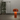 Rode tafellamp met modern design, cilindrische vorm, geschikt voor woonkamerverlichting.