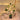 Kunstplant met LED-verlichting in pot, decoratieve boom, sfeerverlichting, groen blad, interieur.