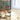 Chromen tafellamp met bolvormige kap, moderne designverlichting, retro interieurdecoratie.