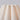Beige stoffen tafellampenkap, modern design, cilindrische vorm, interieurverlichting.