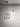 Twee moderne glazen hanglampen, transparant en rookglas, minimalistisch design, interieurverlichting.